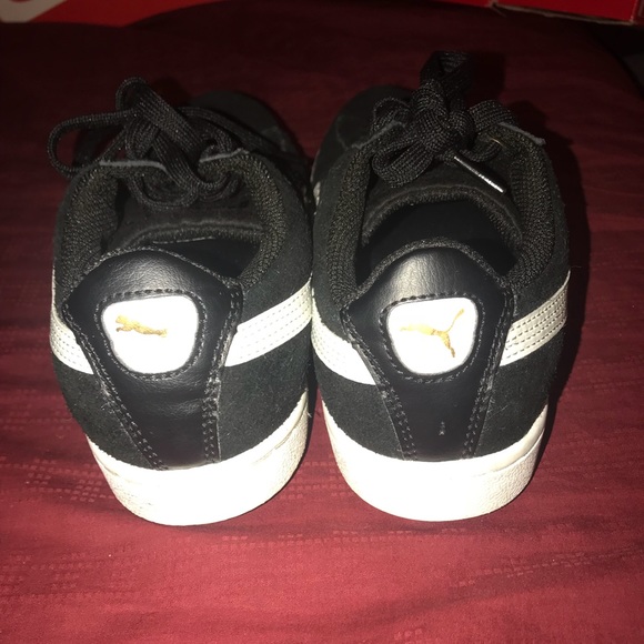 Pumas black & white - Picture 2 of 4